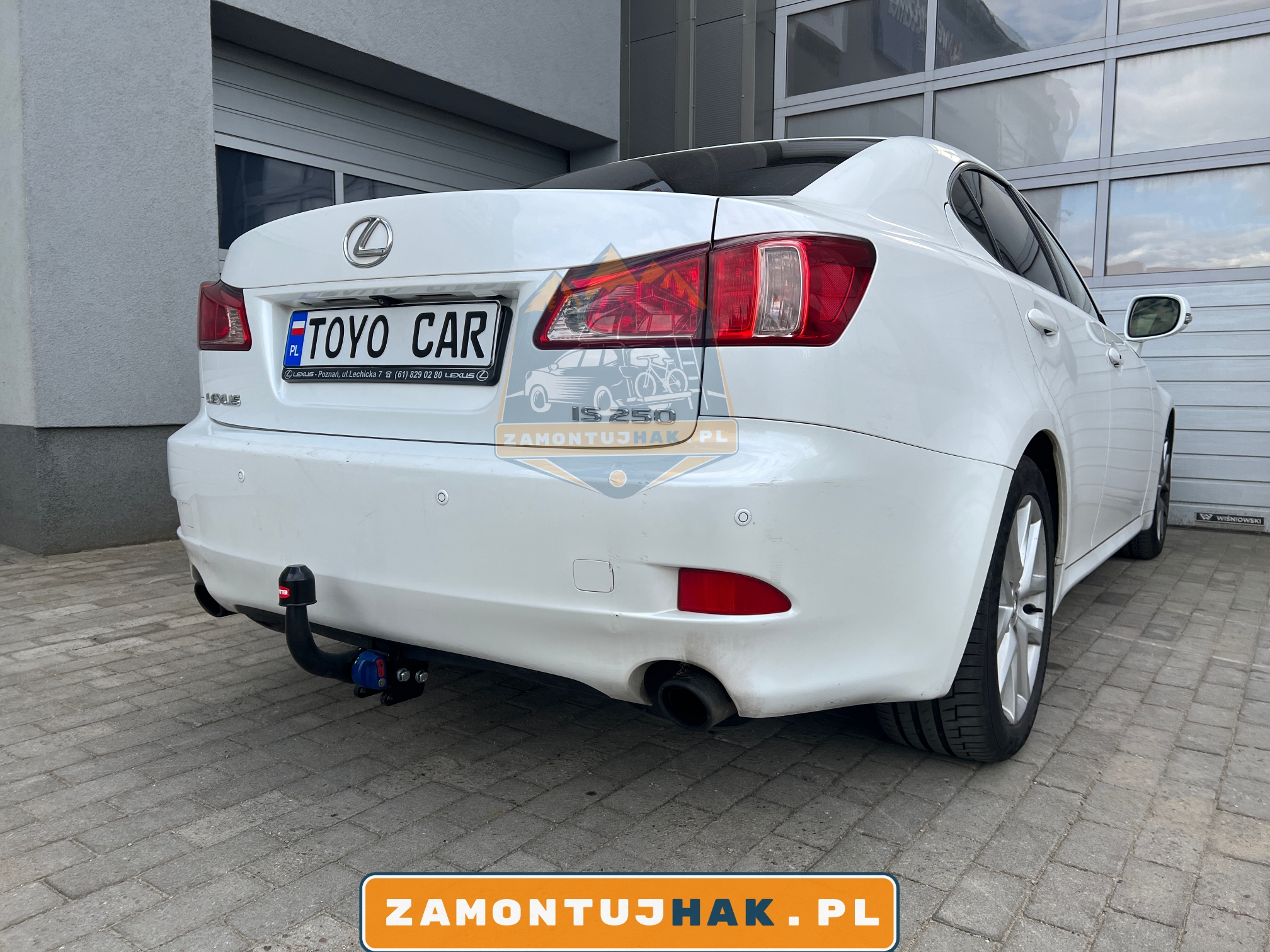 zdjecia po montazu haka holowniczego lexus is250